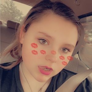 Meet your Posher, Lillian